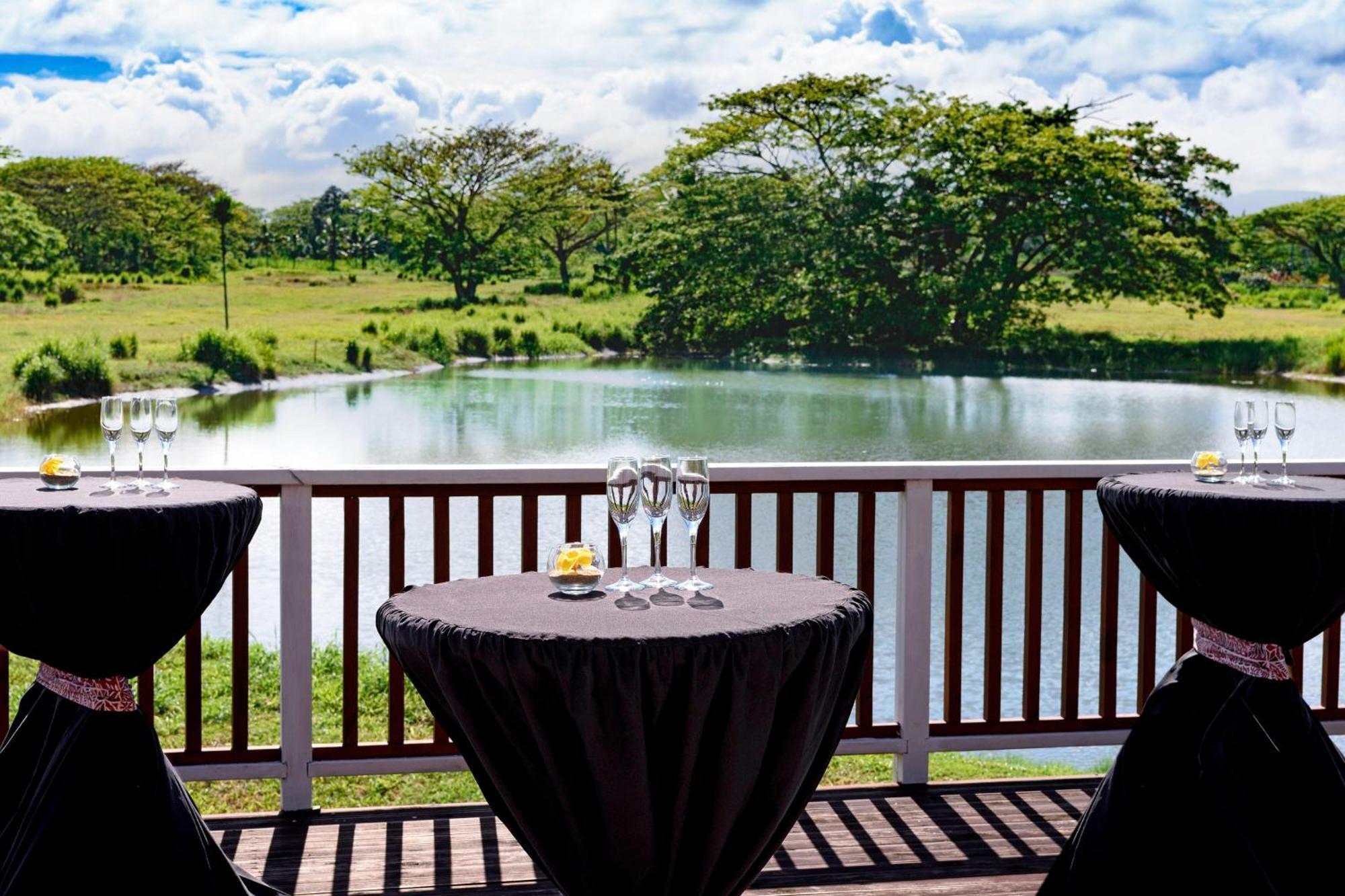 Sheraton Samoa Beach Resort Mulifanua Εξωτερικό φωτογραφία